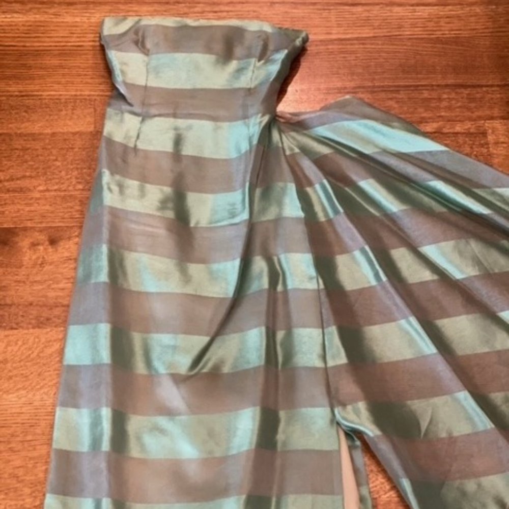 Kay Unger Size 8 Gorgeous Silk Dress with Shawl